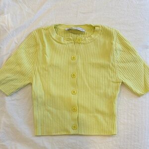 Zara Yellow Ribbed Button Down short sleeve sweater